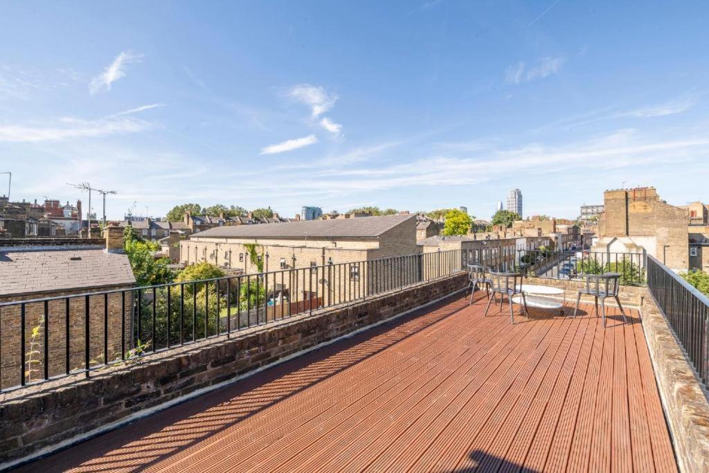 Luxury 4 Bedroom Flat With Stunning Shard View From Terrace In Central London! Next To Station, Sleeps 9 객실 사진